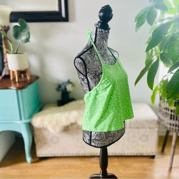 NWT BP. Womens Open Back Boxy Halter Crop Top in Green Floral - Picture 3 of 5